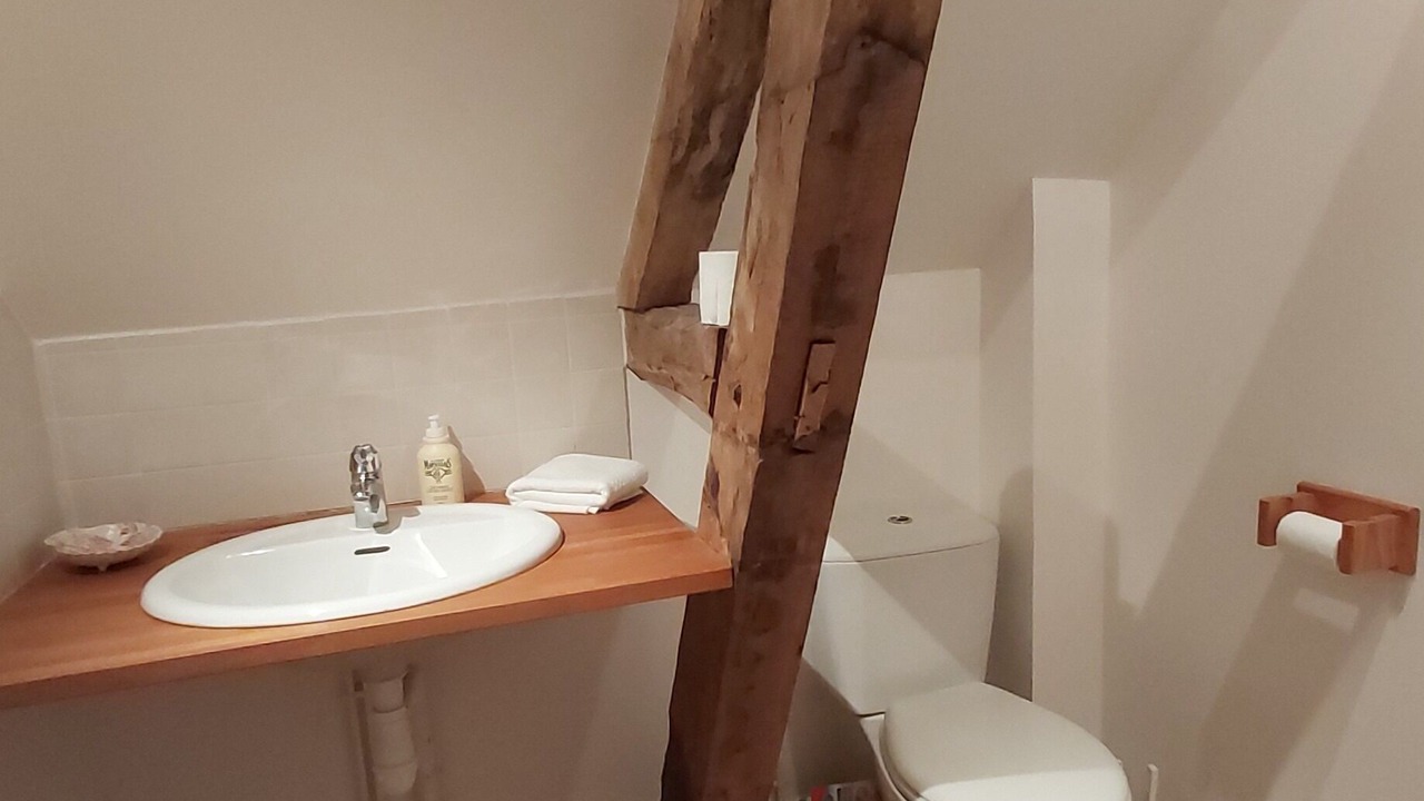Photo of Bathroom in Verneuil-sur-Indre