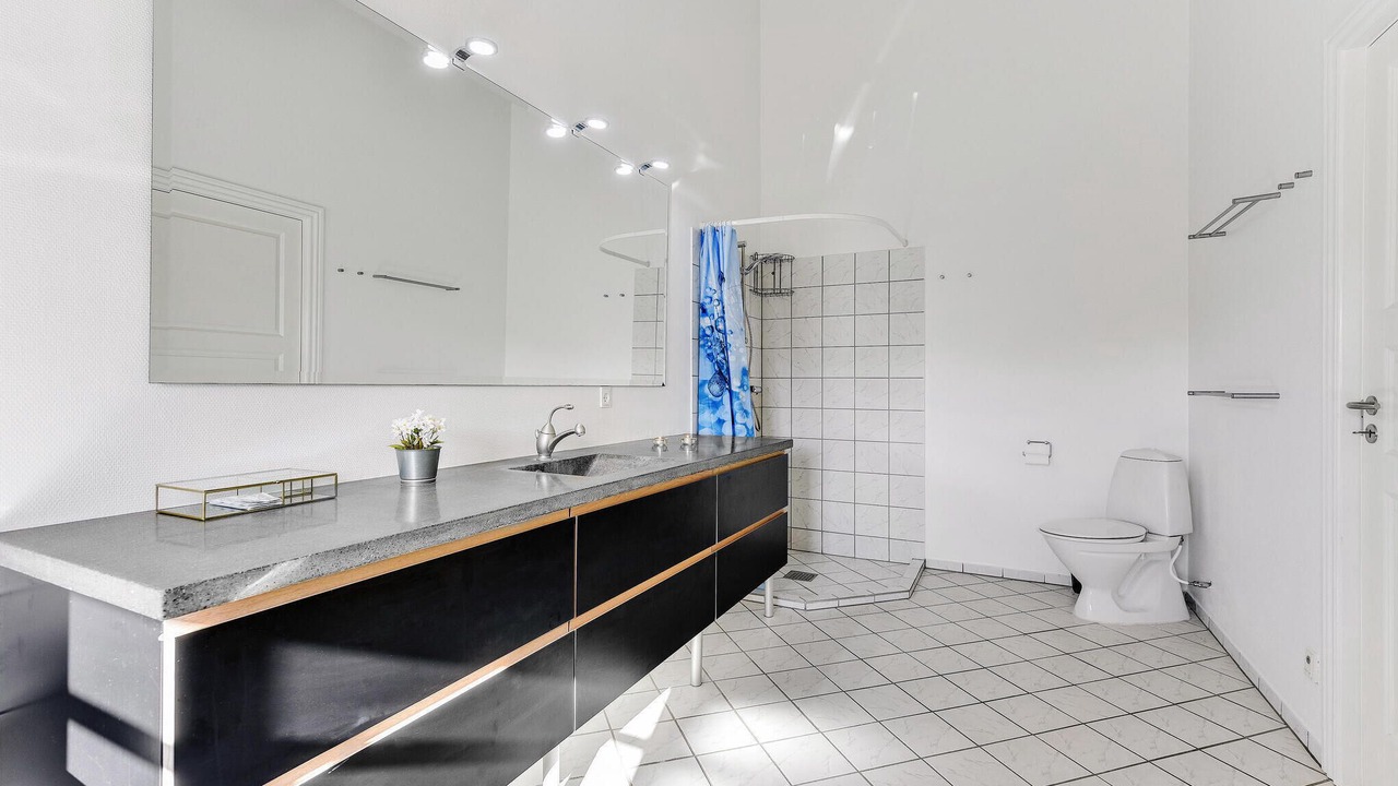 Photo of Bathroom in Skjern
