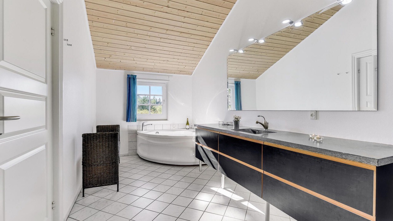 Photo of Bathroom in Skjern