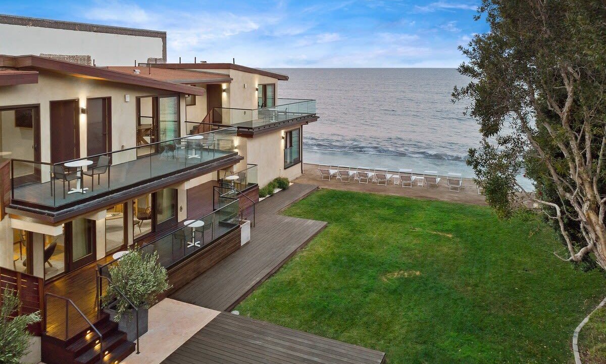 Photo of Others in Eastern Malibu