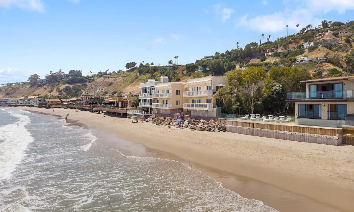 Photo of Others in Eastern Malibu