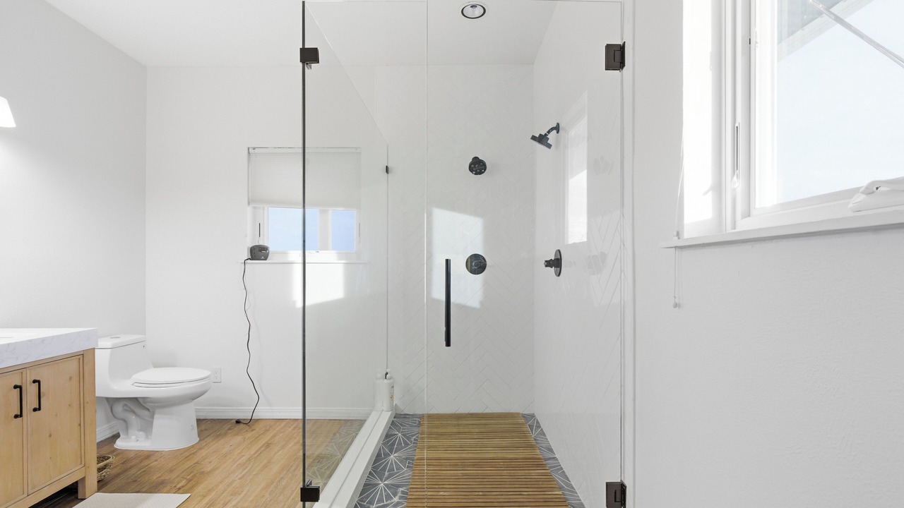 Photo of Bathroom in Lakeway