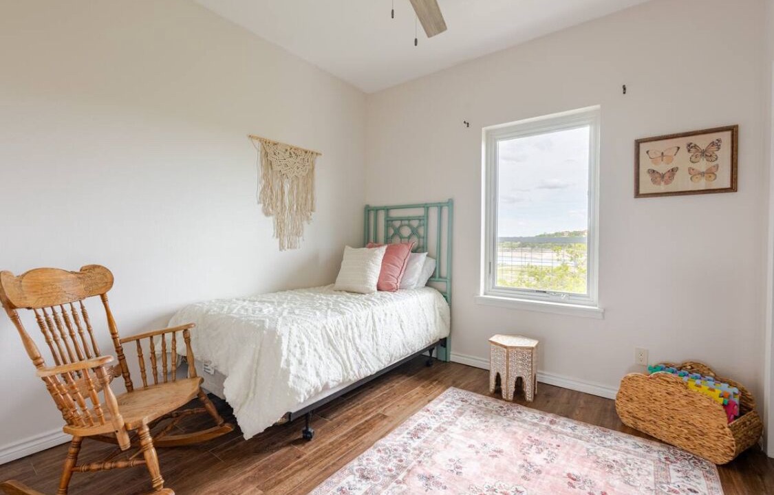 Photo of Bedroom in Lakeway