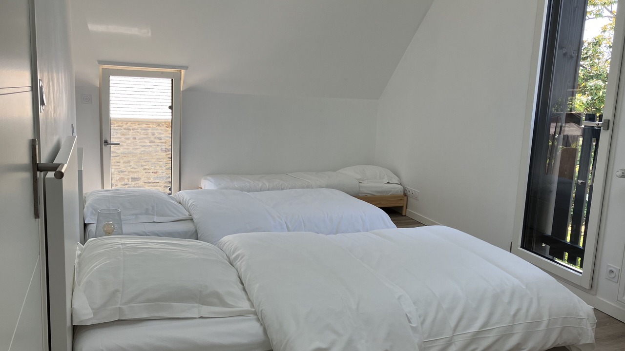 Photo of Bedroom in Le Minihic-sur-Rance