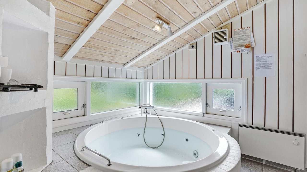 Photo of Bathroom in Agger