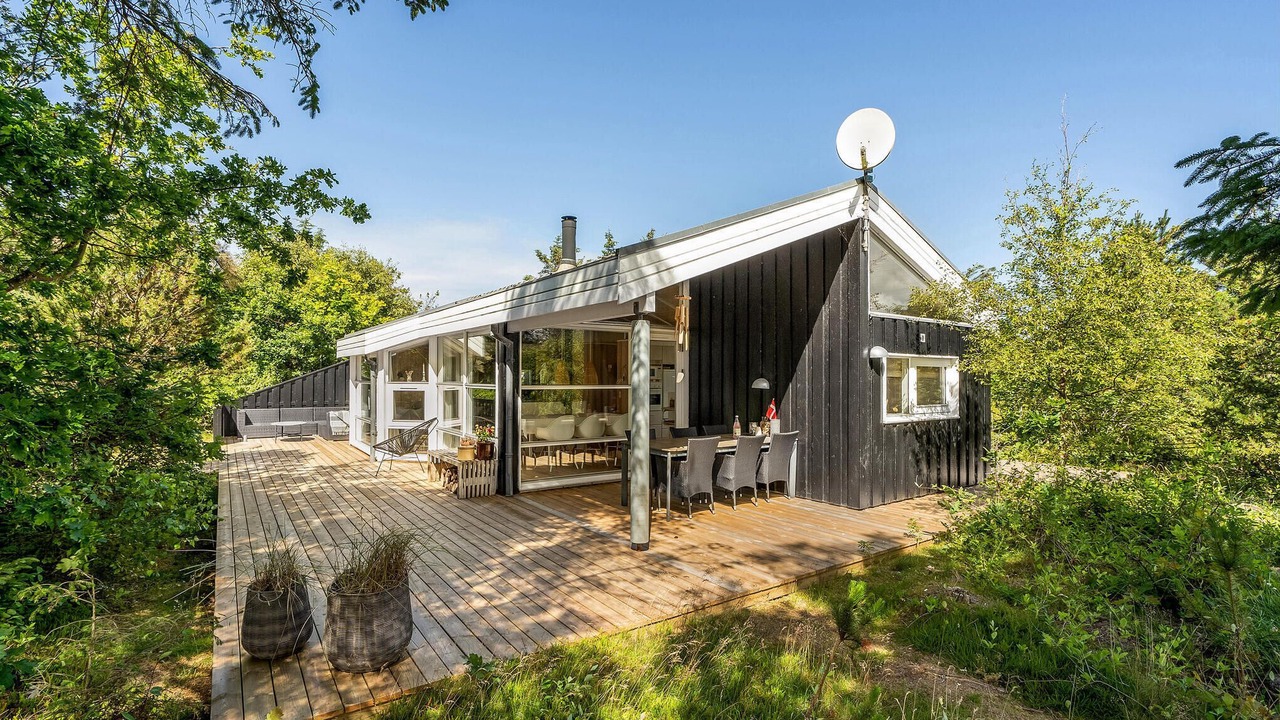 Photo of Others in Agger