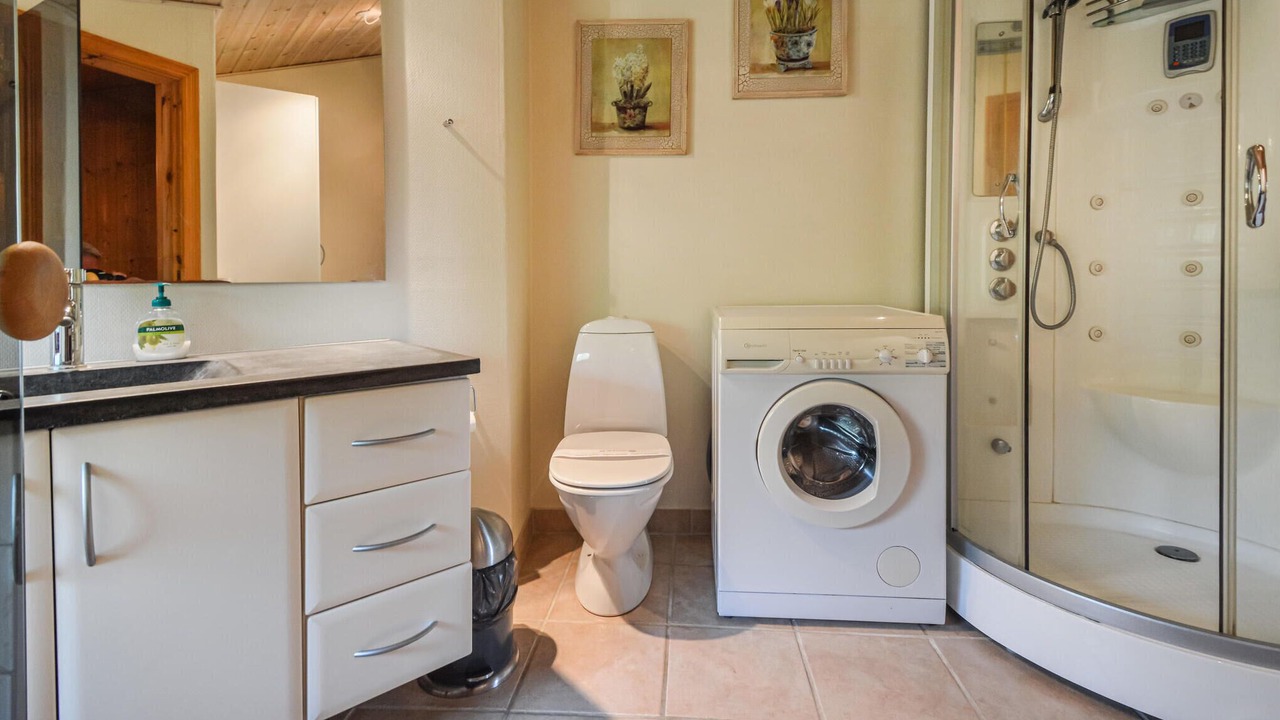 Photo of Bathroom in Skaven Strand