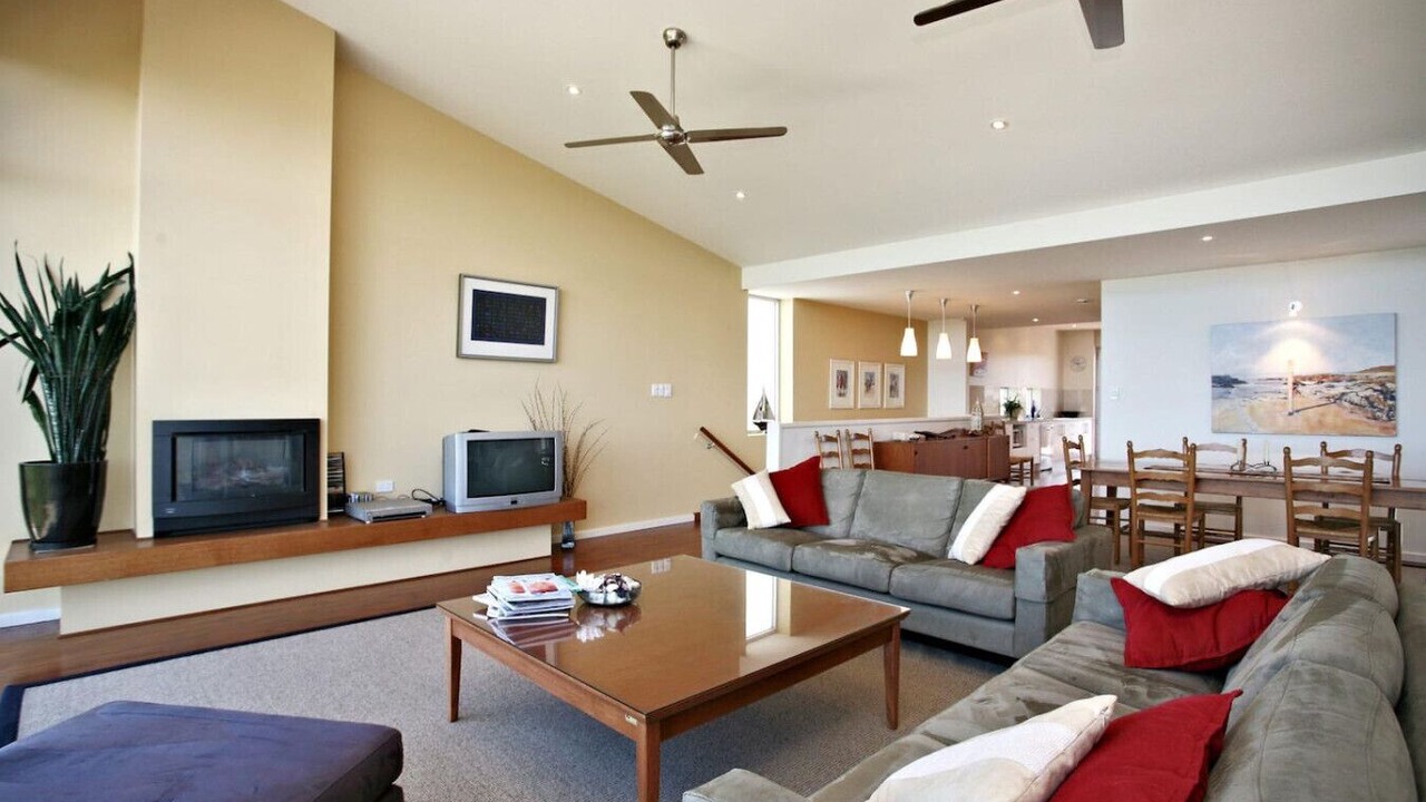 Photo of Livingroom in Hayborough