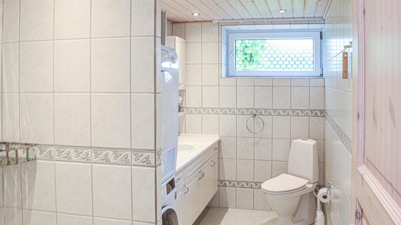 Photo of Bathroom in Lohals
