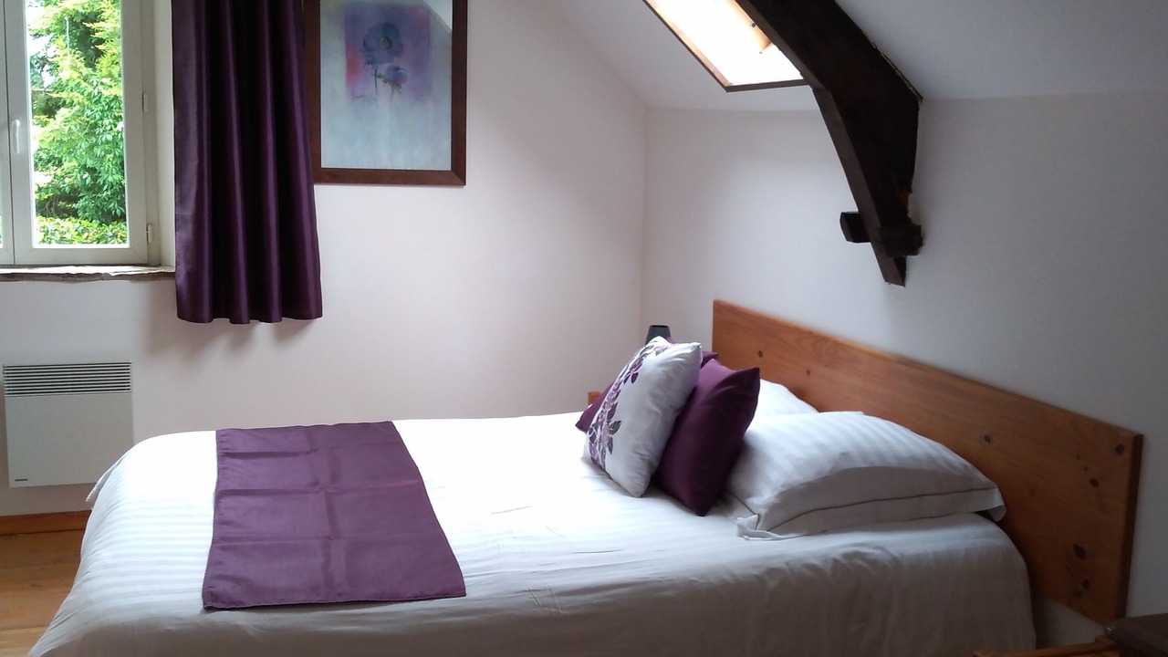 Photo of Bedroom in Guenin