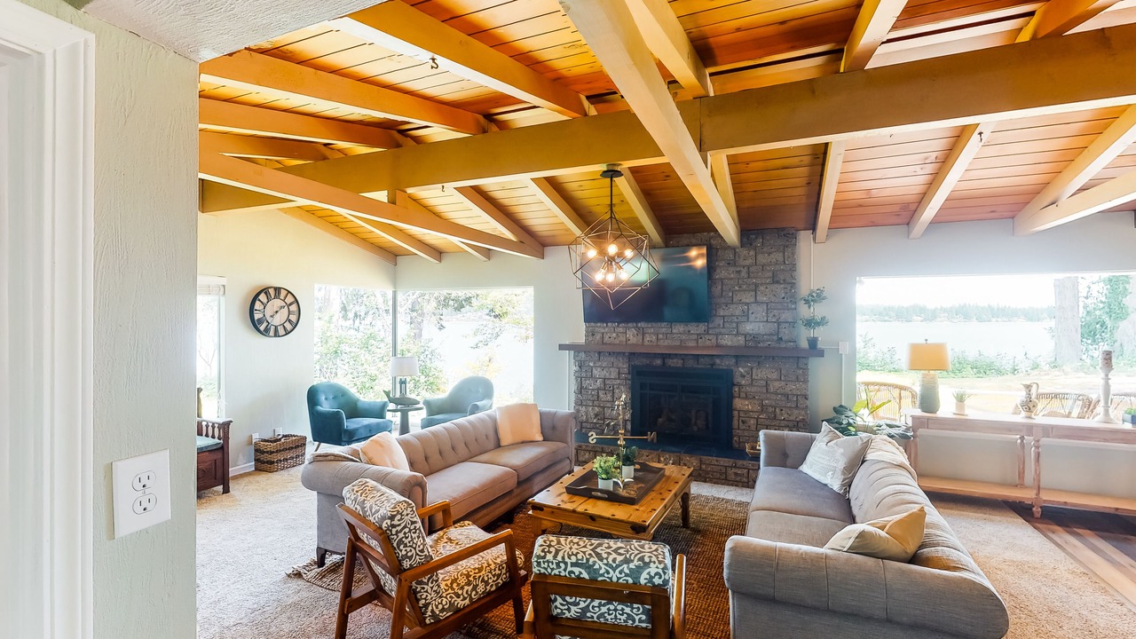 Photo of Livingroom in Poulsbo