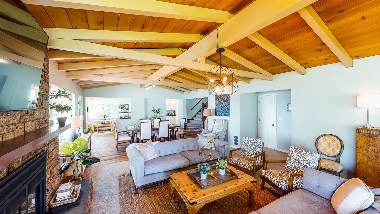 Photo of Livingroom in Poulsbo