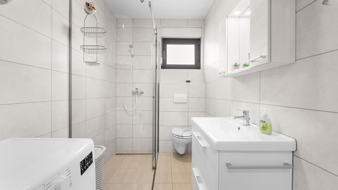 Photo of Bathroom in Gulici