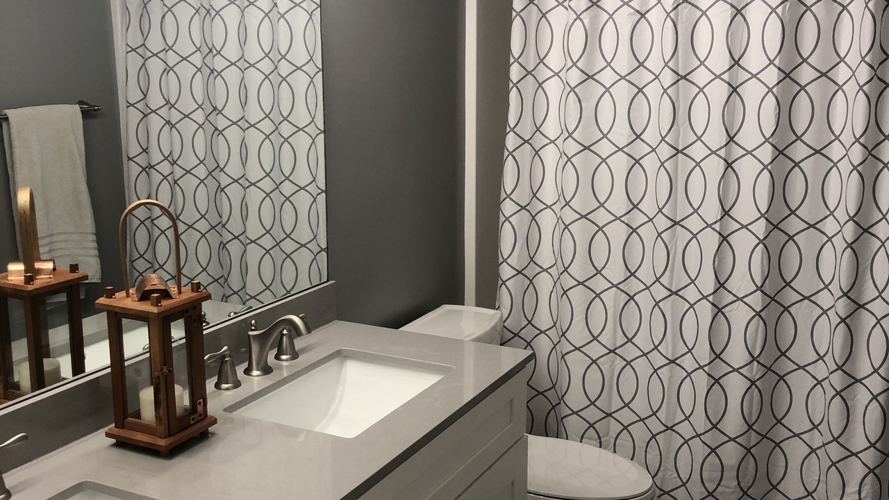 Photo of Bathroom in Camdenton