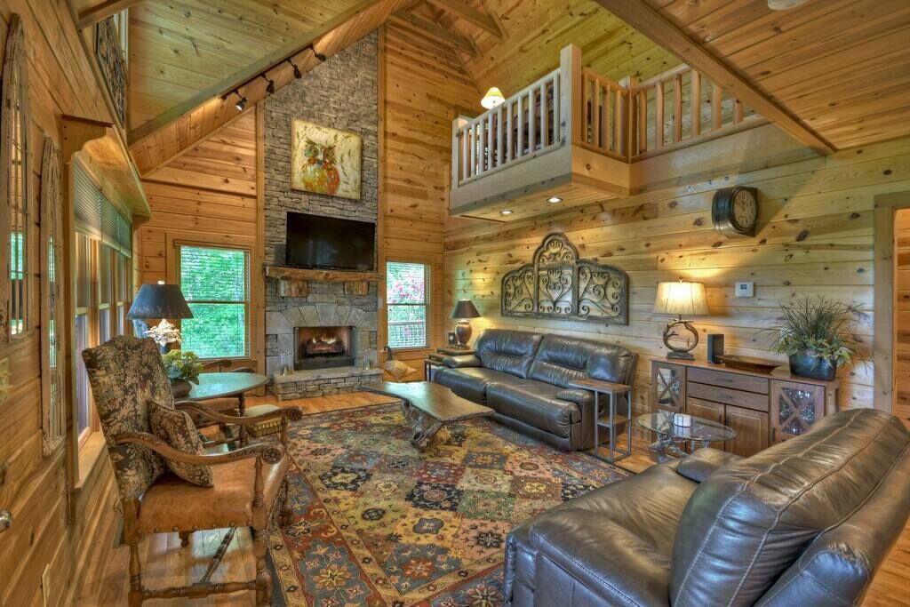 Photo of Livingroom in Morganton