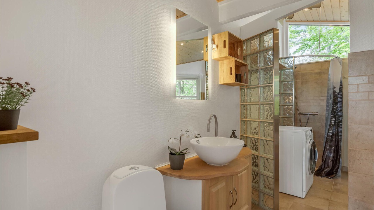 Photo of Bathroom in Lihme