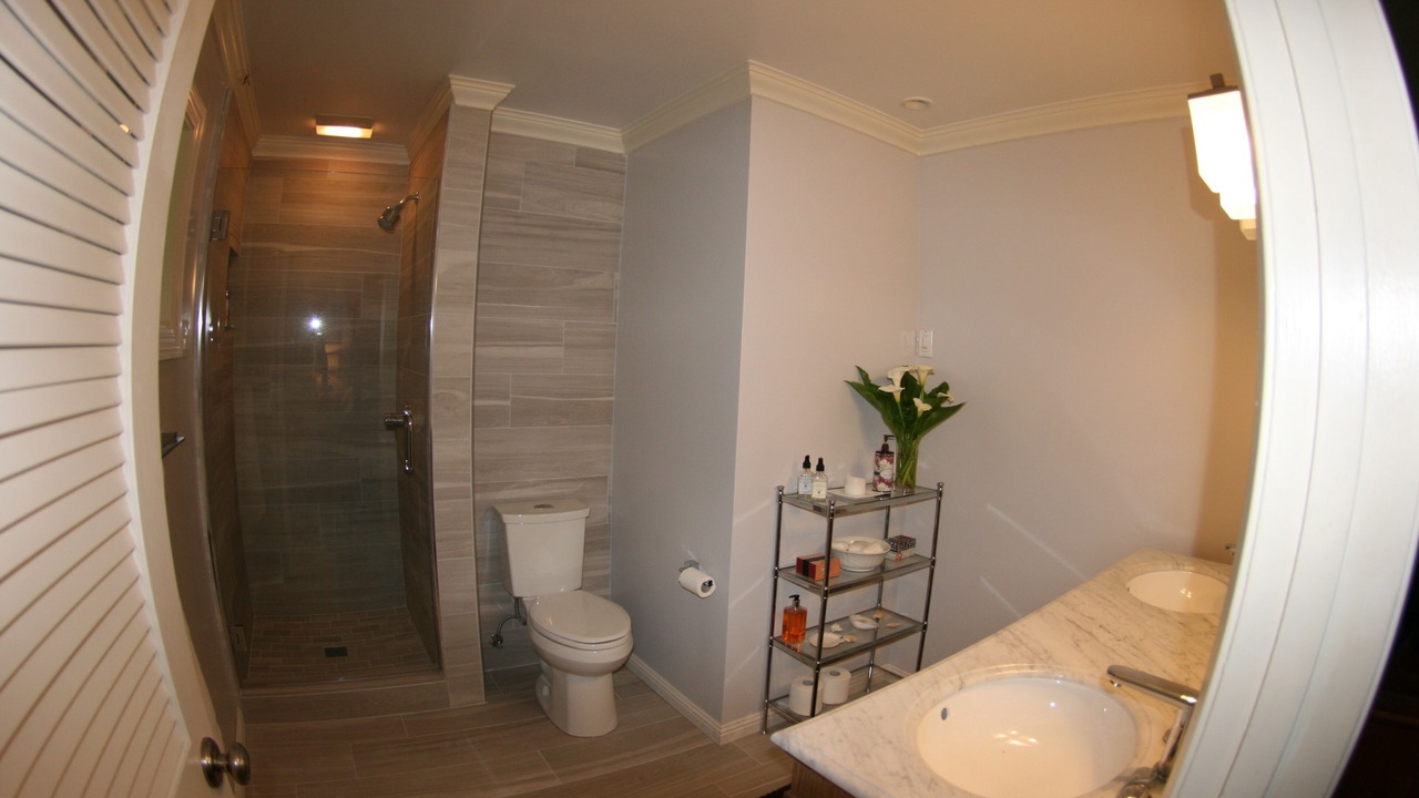 Photo of Bathroom in Oak Knoll