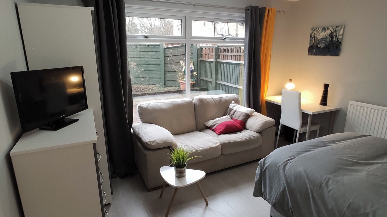 Photo of Bedroom in Wilmslow