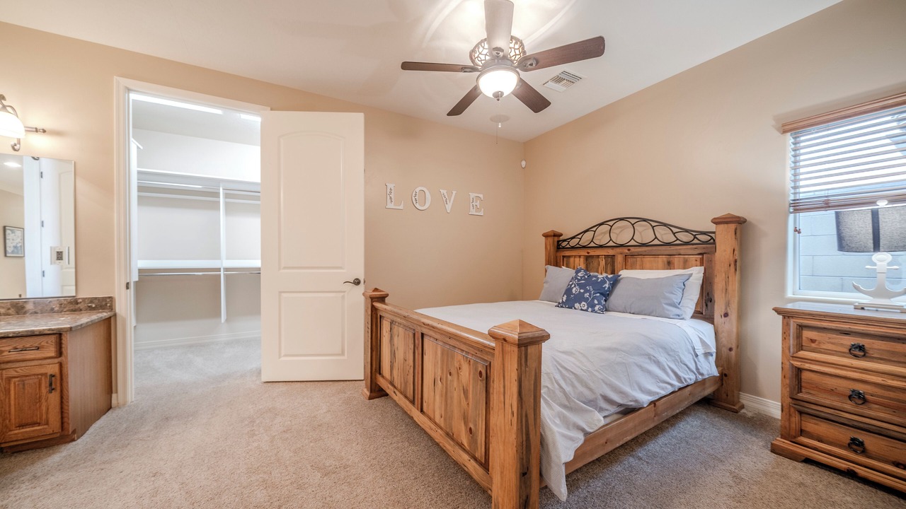 Photo of Bedroom in Mohave Valley