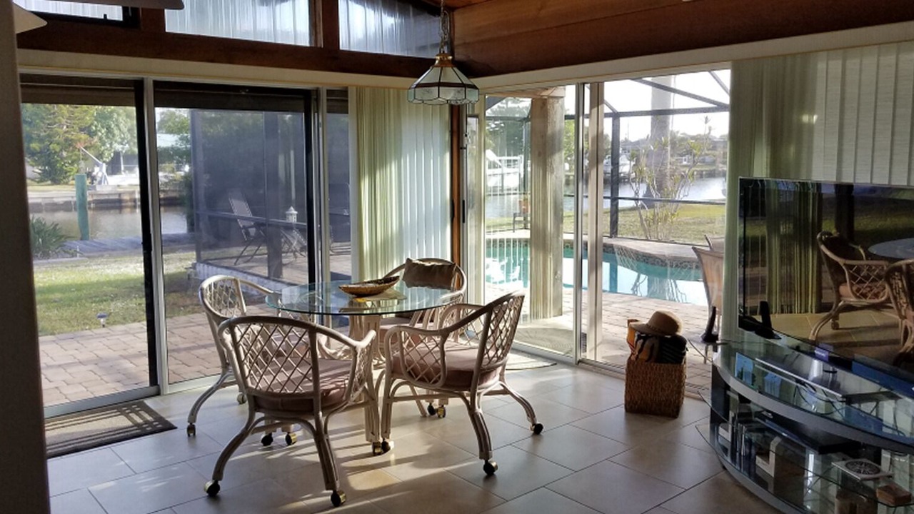 Photo of Bedroom in Edgewater