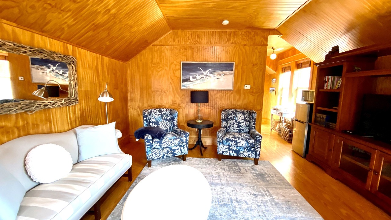Photo of Livingroom in Historic Downtown Manteo