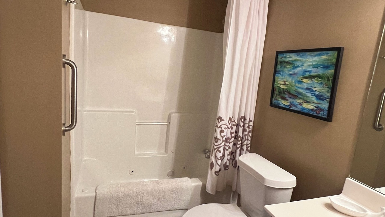 Photo of Bathroom in Alexander City