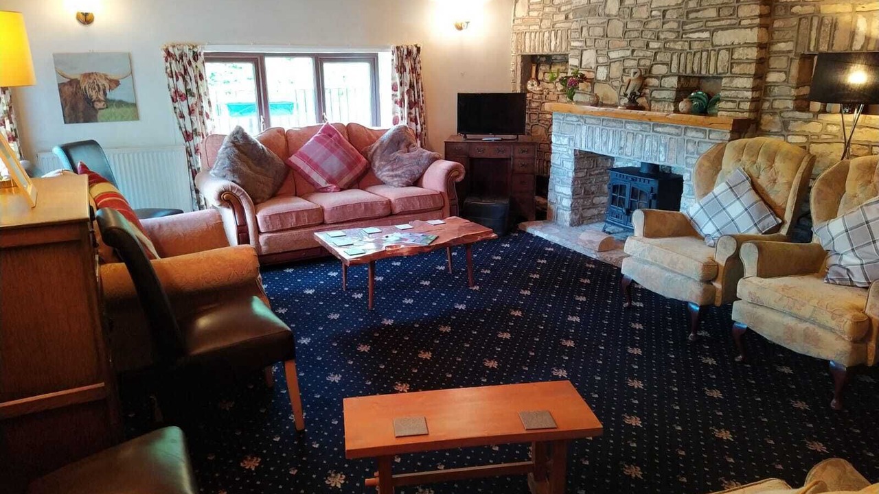 Photo of Livingroom in Temple Cloud