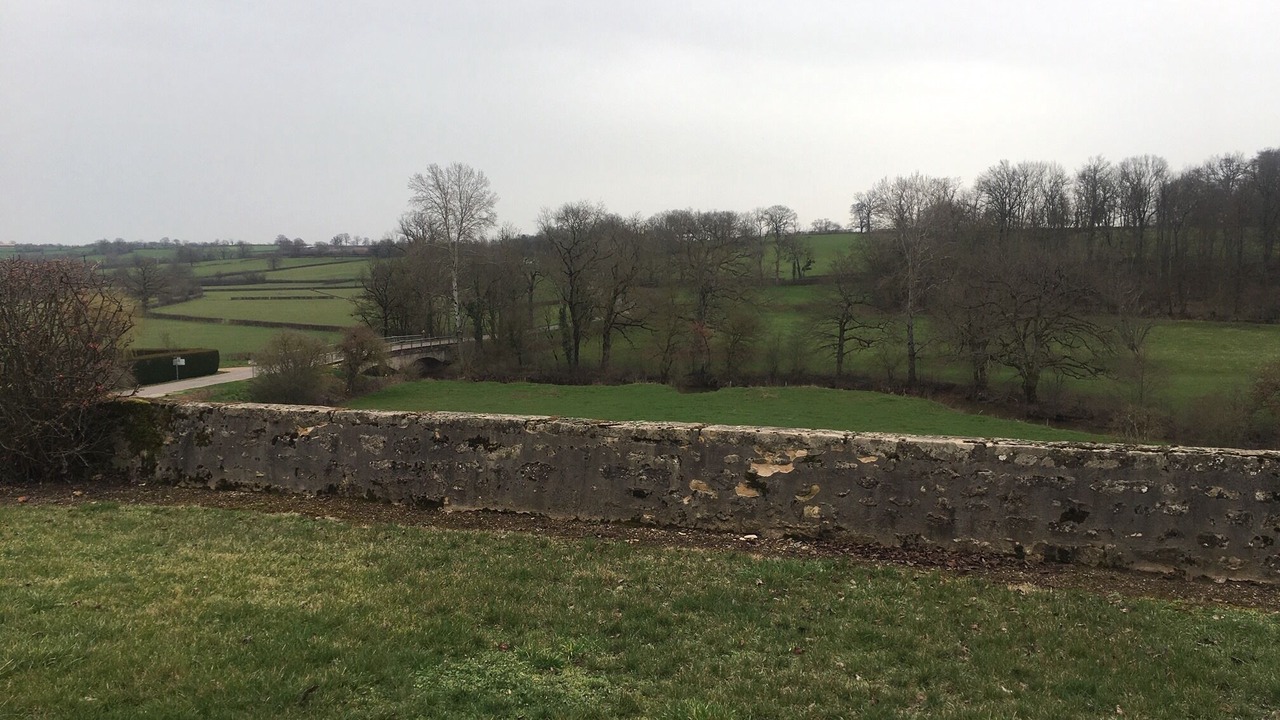 Photo of Outdoor in Saint-Vincent-Bragny