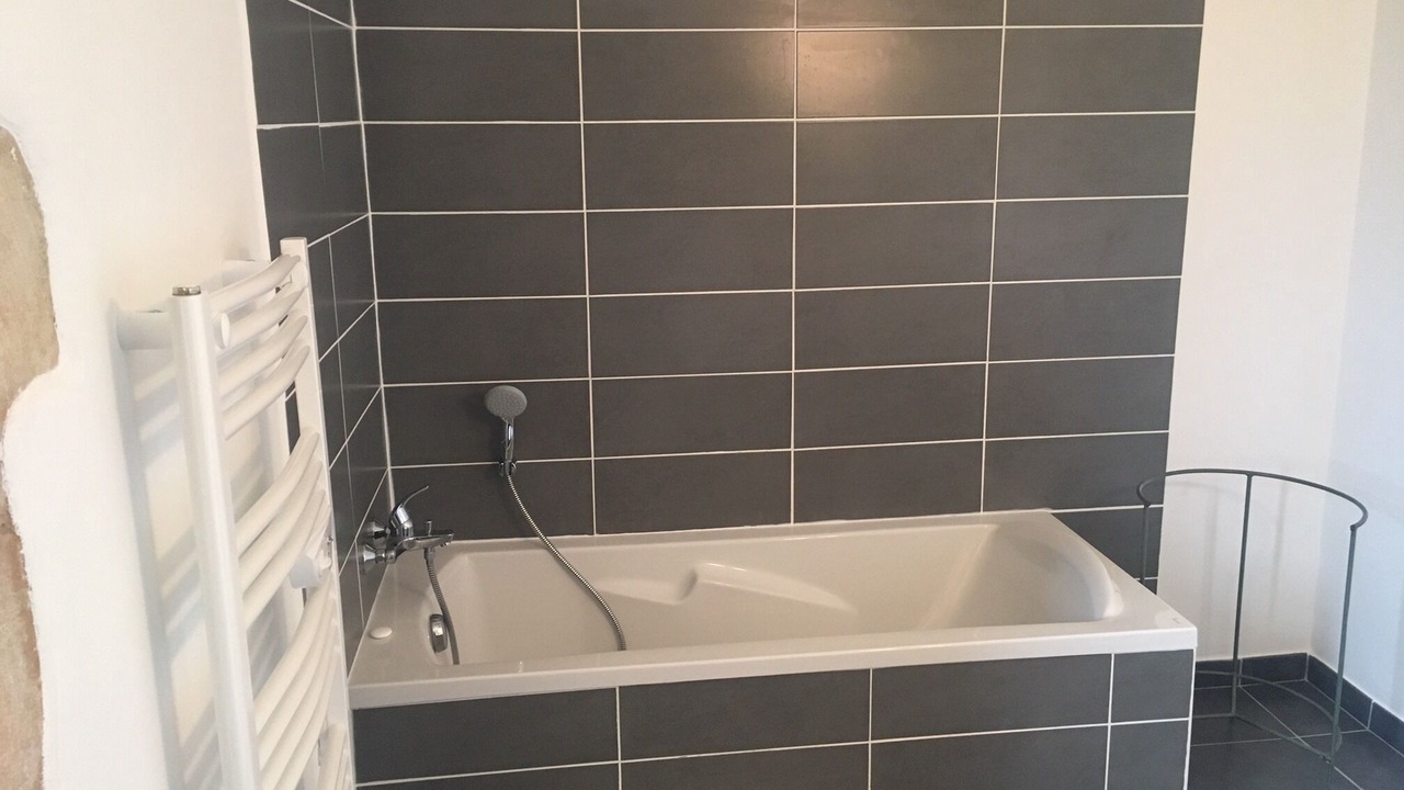 Photo of Bathroom in Saint-Vincent-Bragny