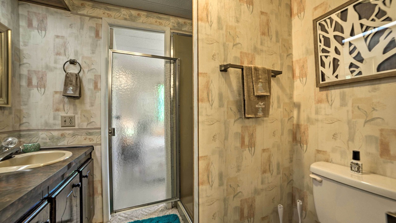 Photo of Bathroom in Murray