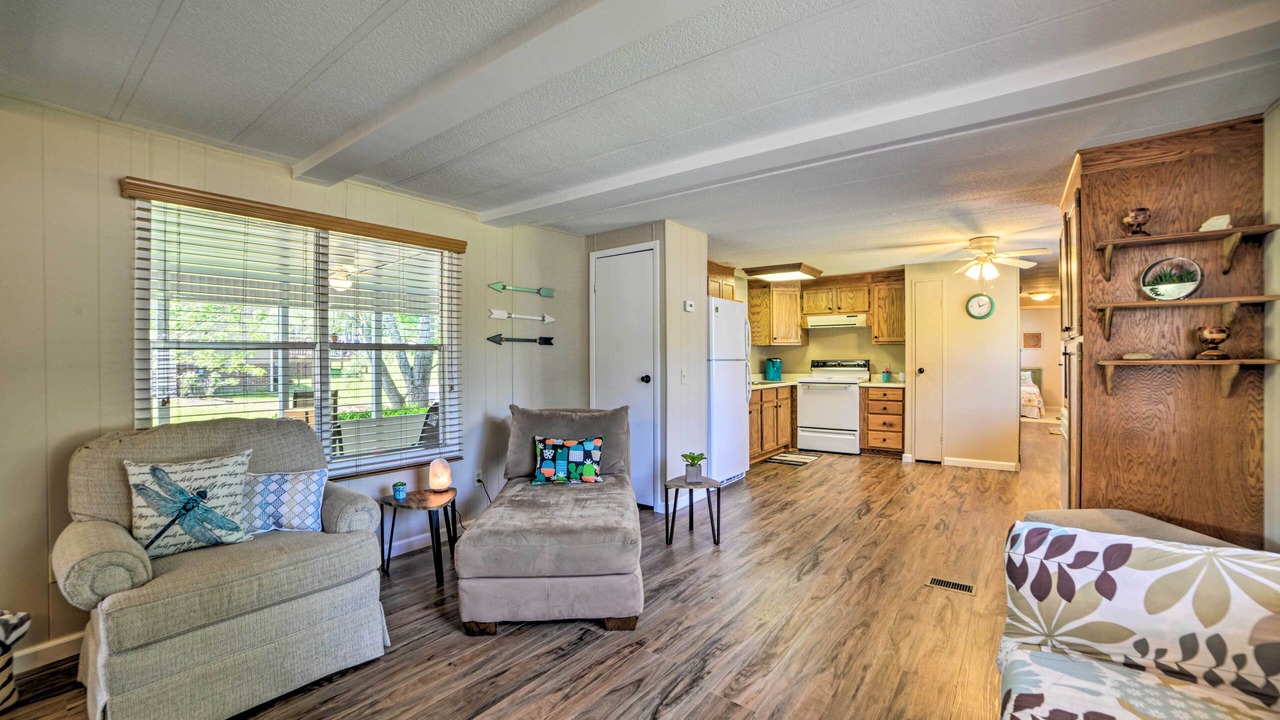 Photo of Livingroom in Murray
