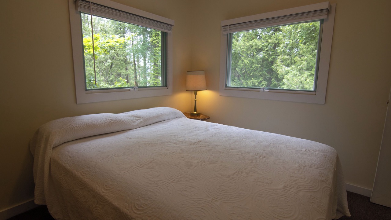 Photo of Bedroom in Lake Leelanau
