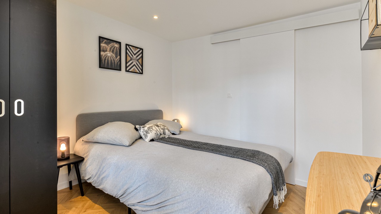Photo of Bedroom in Val-de-Grace