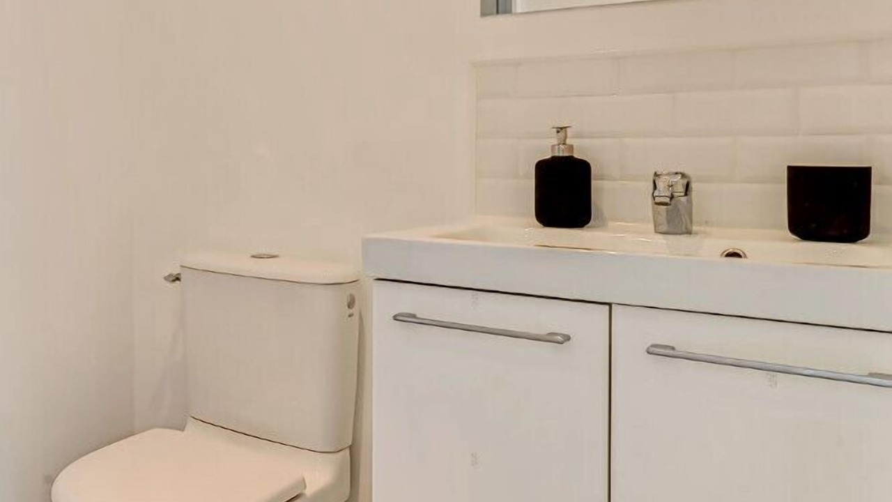 Photo of Bathroom in Val-de-Grace
