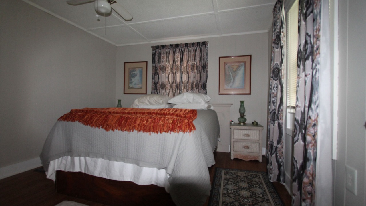 Photo of Bedroom in Supply