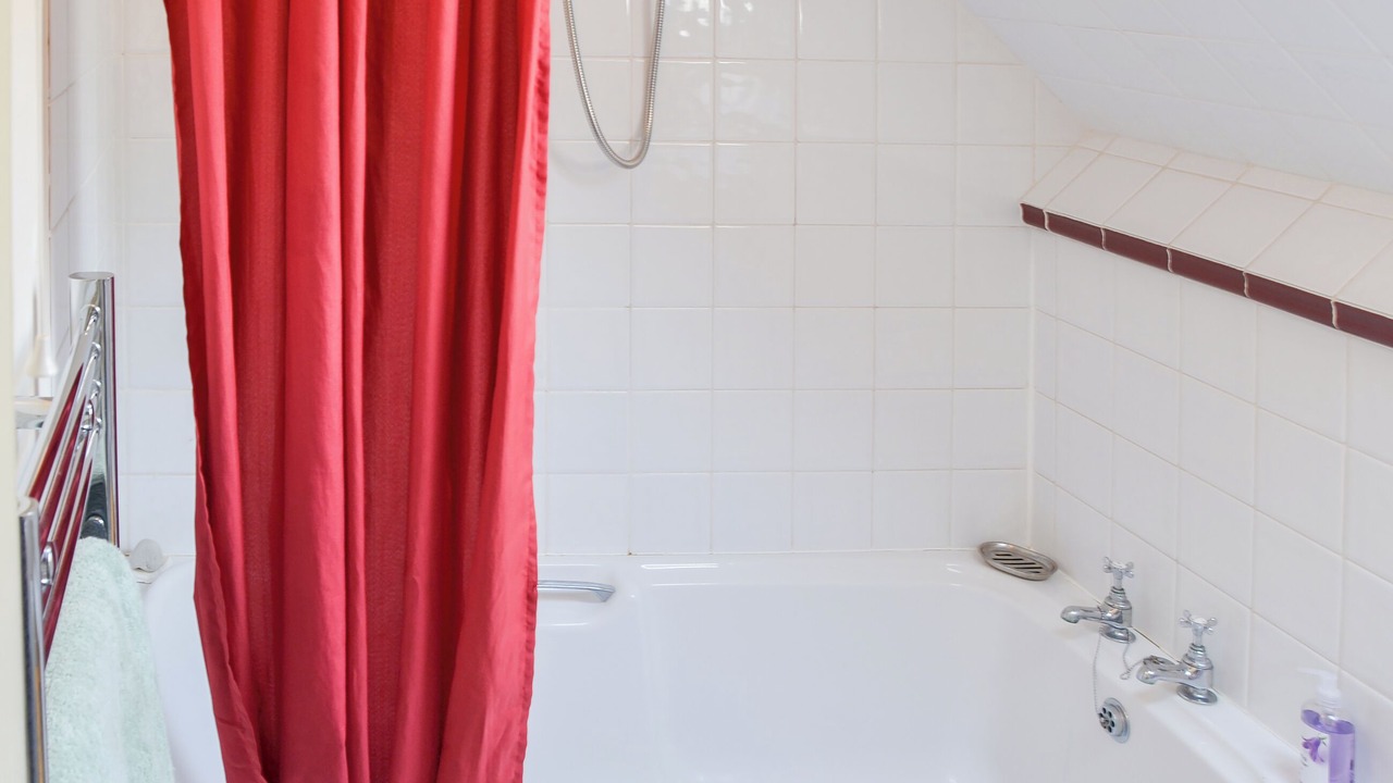 Photo of Bathroom in Wroxham