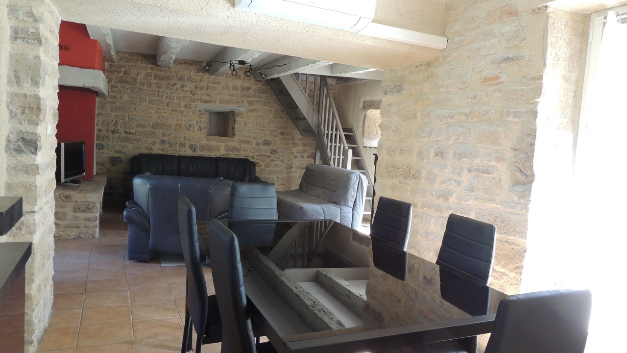 Photo of Livingroom in Vailhourles