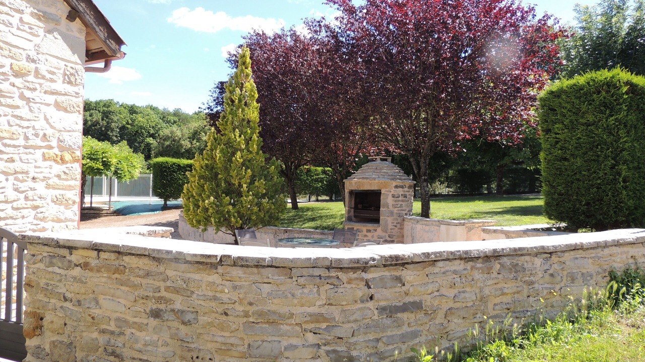 Photo of Outdoor in Vailhourles