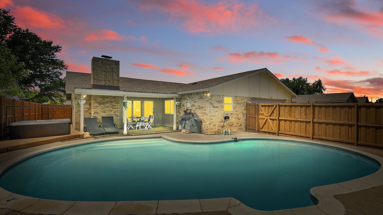 Photo of Outdoor in Northeast Carrollton