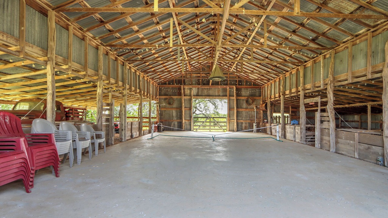 Photo of Others in Spring Branch