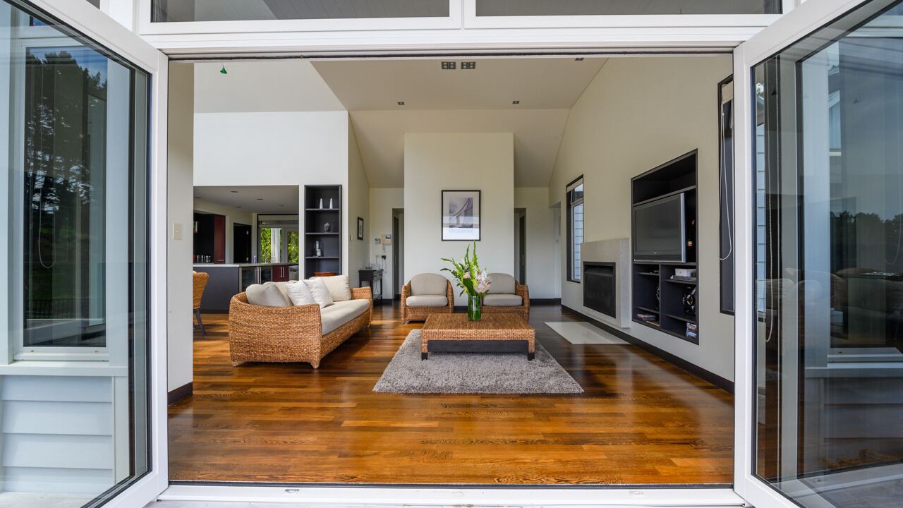 Photo of Others in Russell