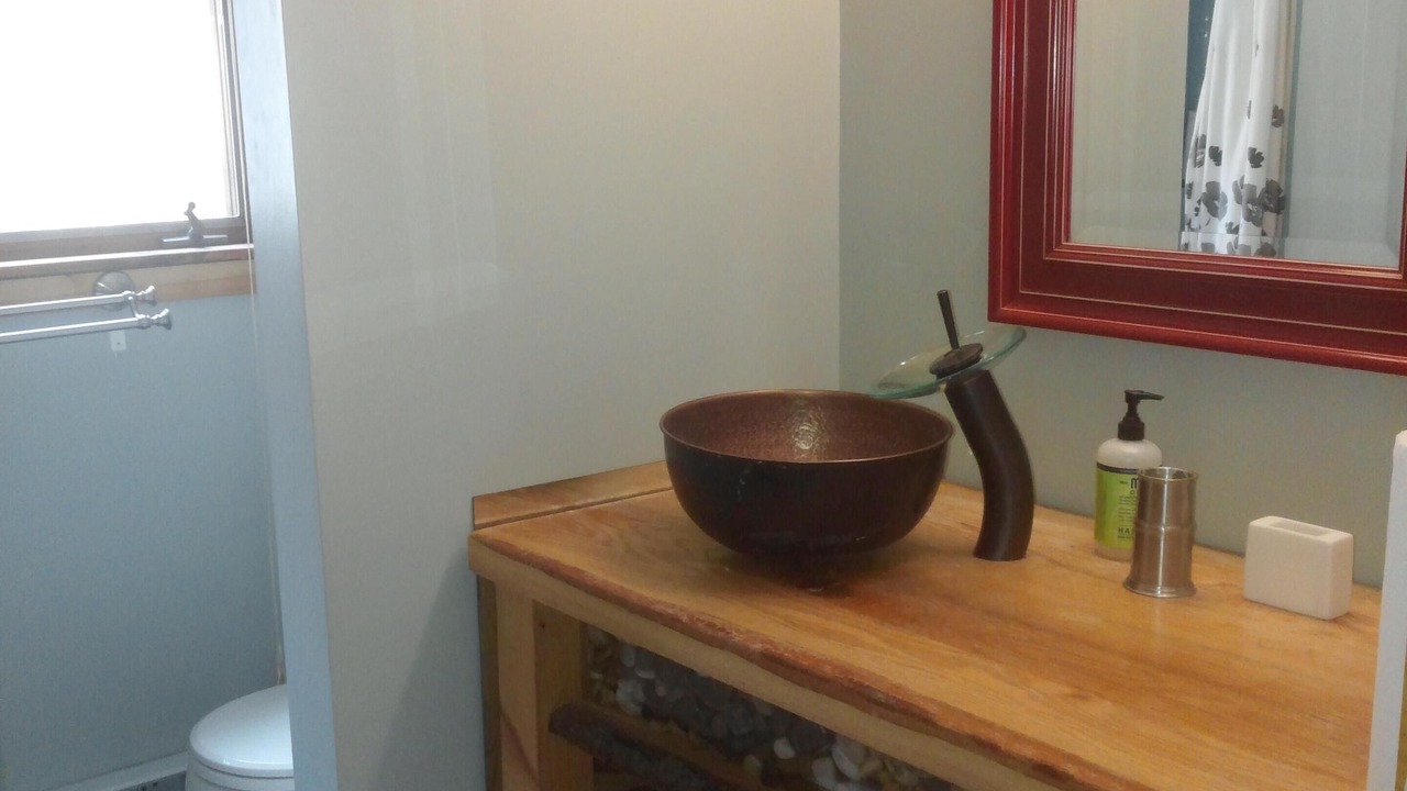 Photo of Bathroom in Williamstown
