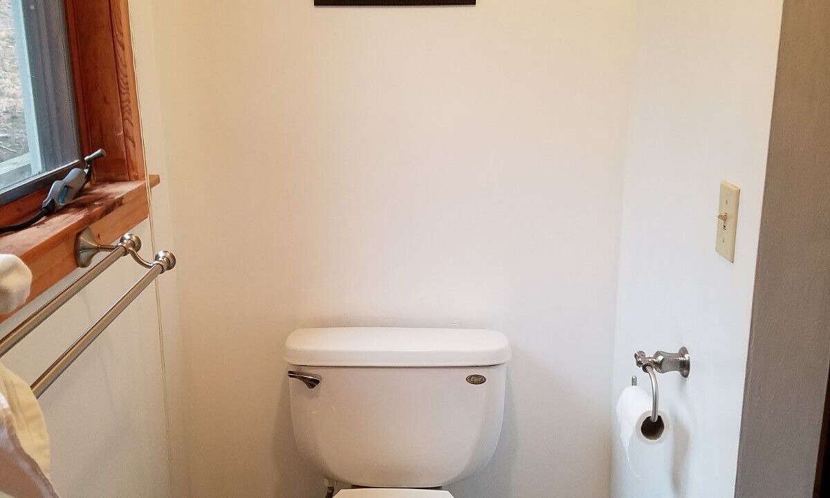 Photo of Bathroom in Williamstown