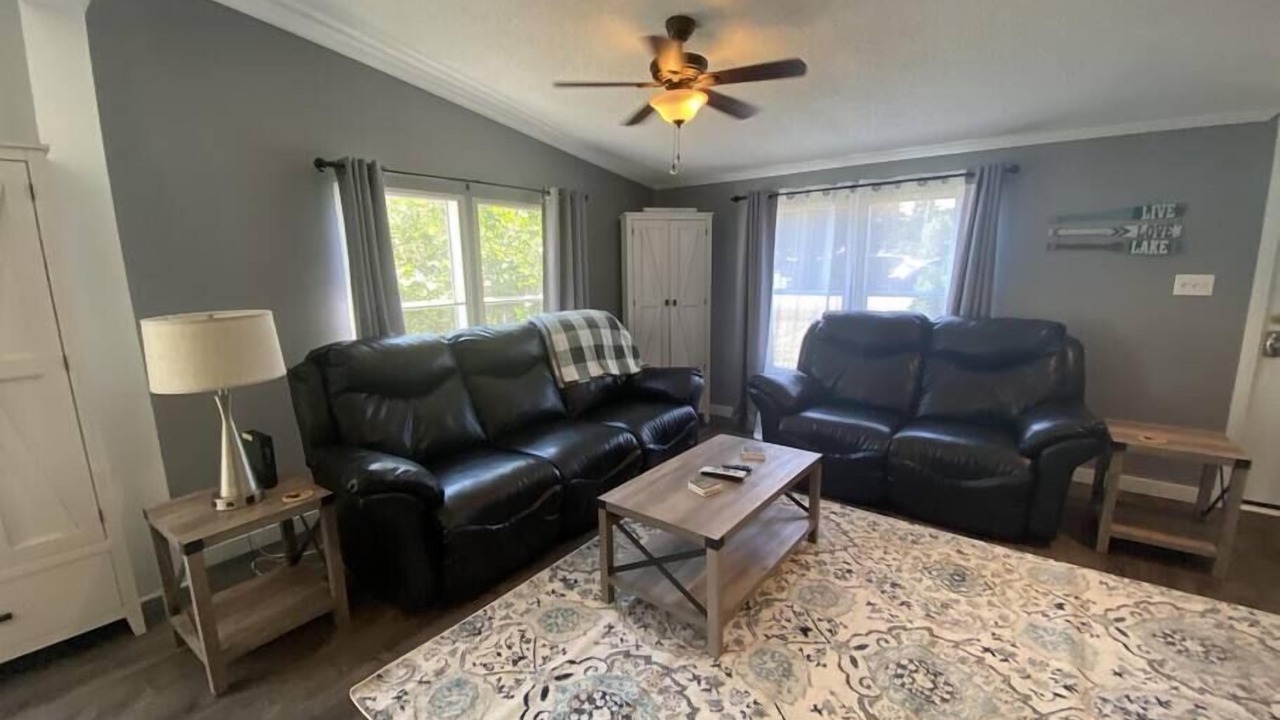 Photo of Livingroom in Lewiston