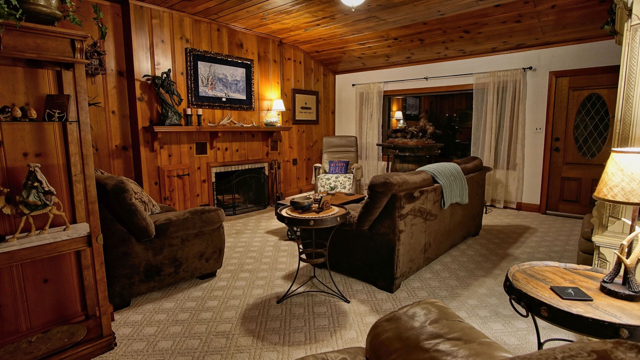 Photo of Livingroom in Glen Rose