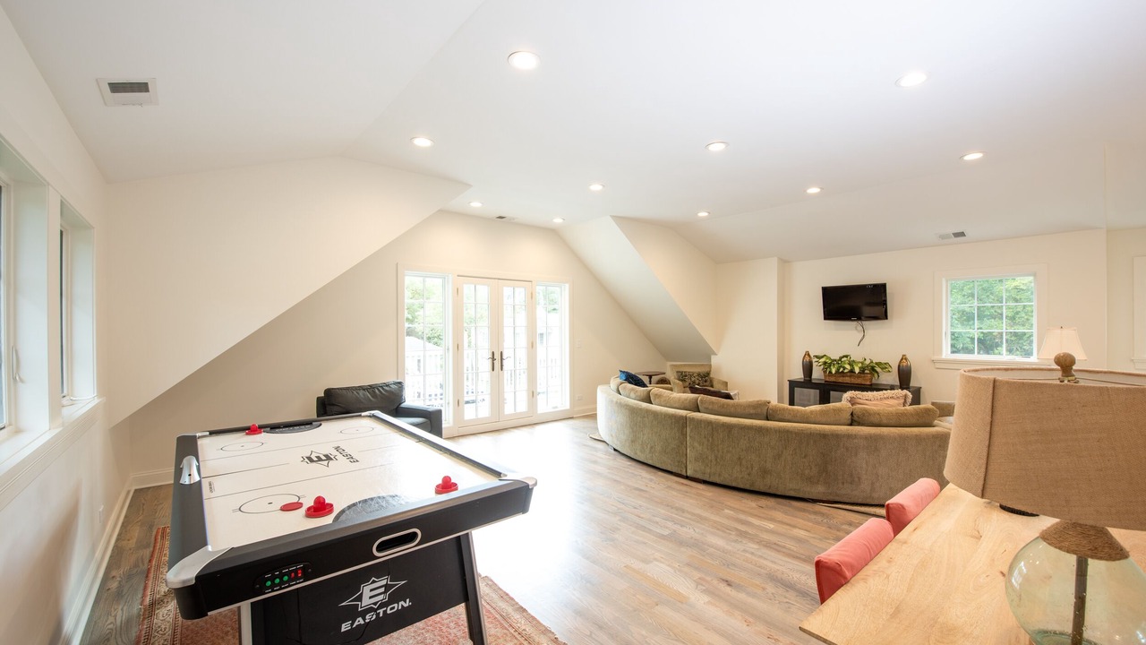 Photo of Bedroom in Miller Beach