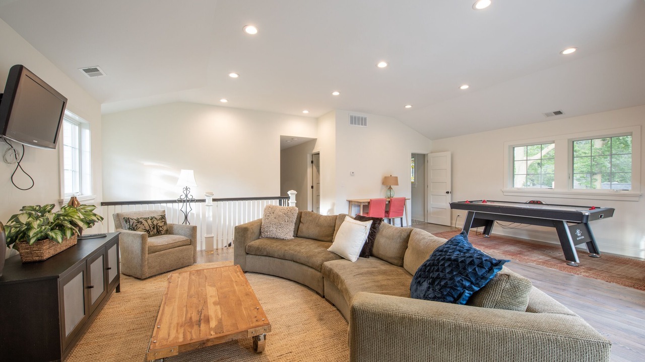 Photo of Livingroom in Miller Beach