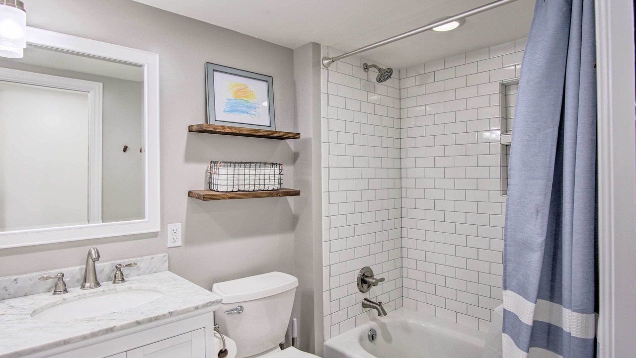 Photo of Bathroom in Cleora
