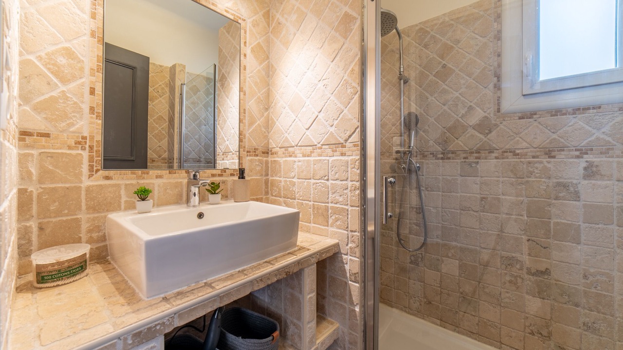 Photo of Bathroom in Portel-des-Corbieres