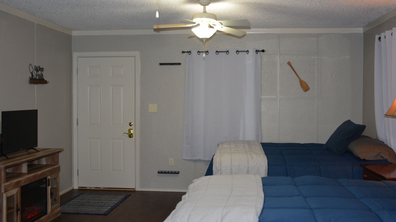 Photo of Bedroom in Milam